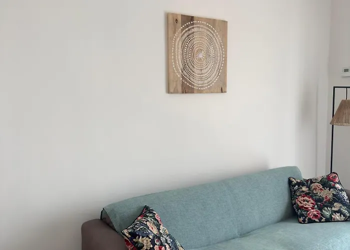 Skuma דירה טאראנטו